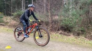 Beginner skills coaching on the surrey hills