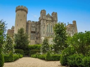 Cycling holidays close to London Sussex Surrey