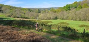 Guided mountain bike ride on the Surrey Hills and North Downs featuring the Lovelace Bridges close to London